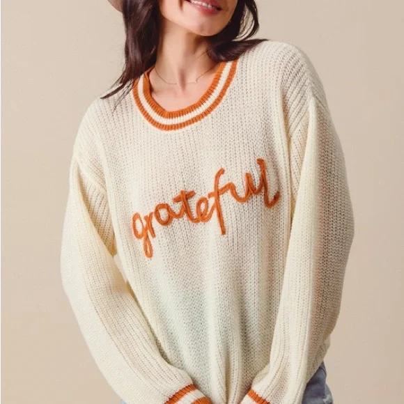 SO ME Thanksgiving Grateful Lettering Stitch Sweater - Picture 6 of 11
